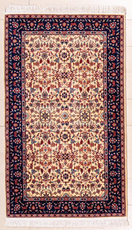 Persian Nain Rug    | 152cm x 90cm | Handwoven