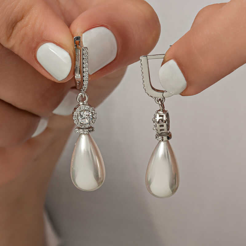 Silver Pearl Earrings