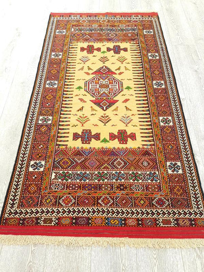 Persian Sumak Rug | 175cm x 96cm | Handwoven