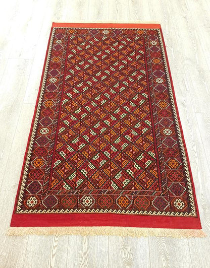 Persian Sumak Rug | 156cm x 96cm | Handwoven