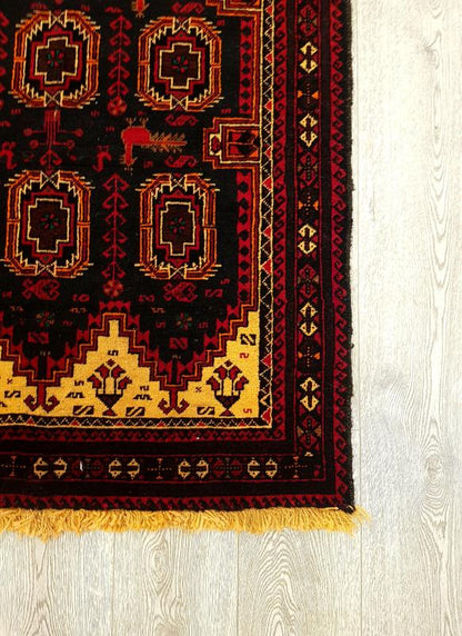 Persian Beluc Rug    | 186cm x 98cm | Handwoven